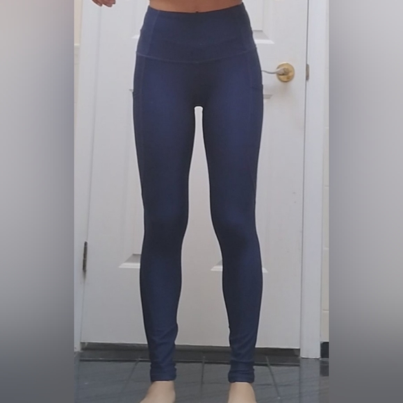Amazon leggings - Picture 2 of 5